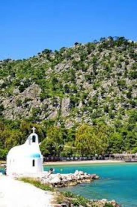 Villa House By The Sea At Skaloma, Loutraki Vouliagmeni-See Exterior foto